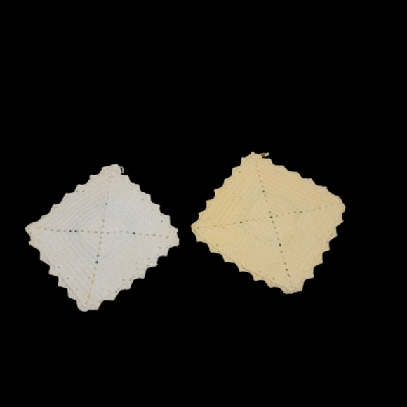 Vintage Pot Holders Square Handmade Crocheted Knit Retro Kitchen Wall Hanging - Picture 5 of 12